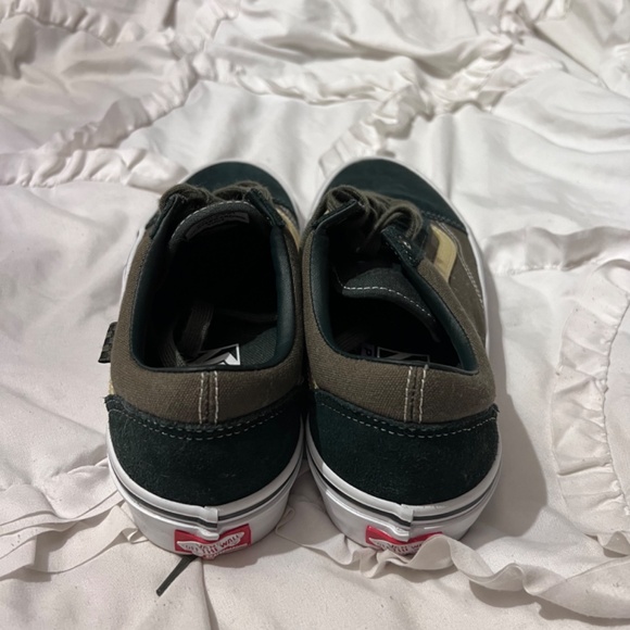 ARMY Green Vans - Picture 5 of 5